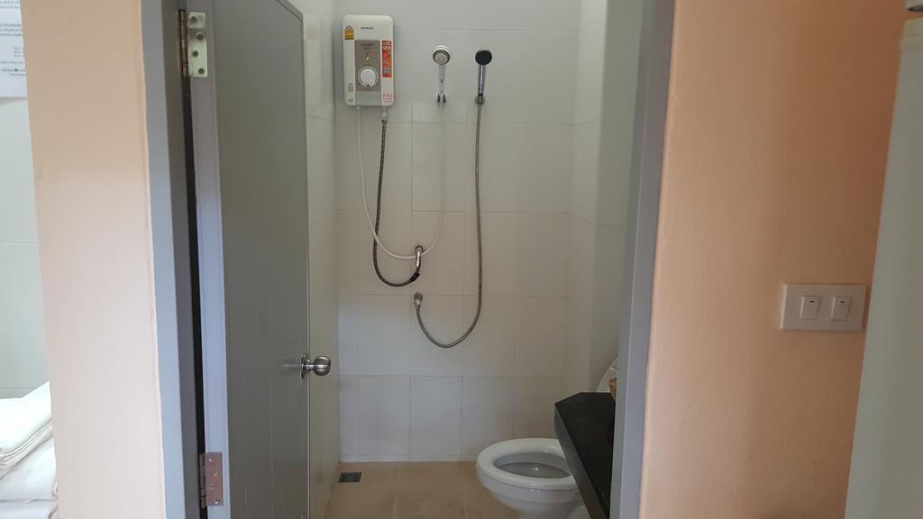 Jirasin Hotel & Apartment Ranong Kültér fotó