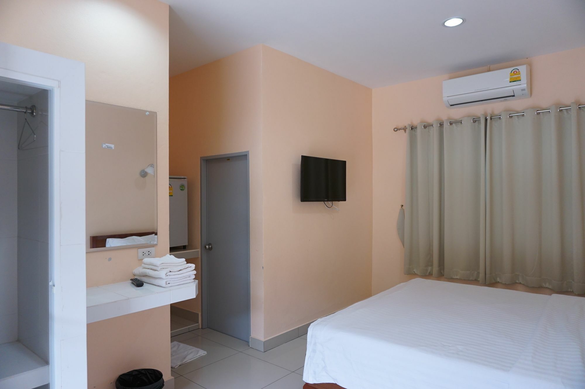 Jirasin Hotel & Apartment Ranong Kültér fotó
