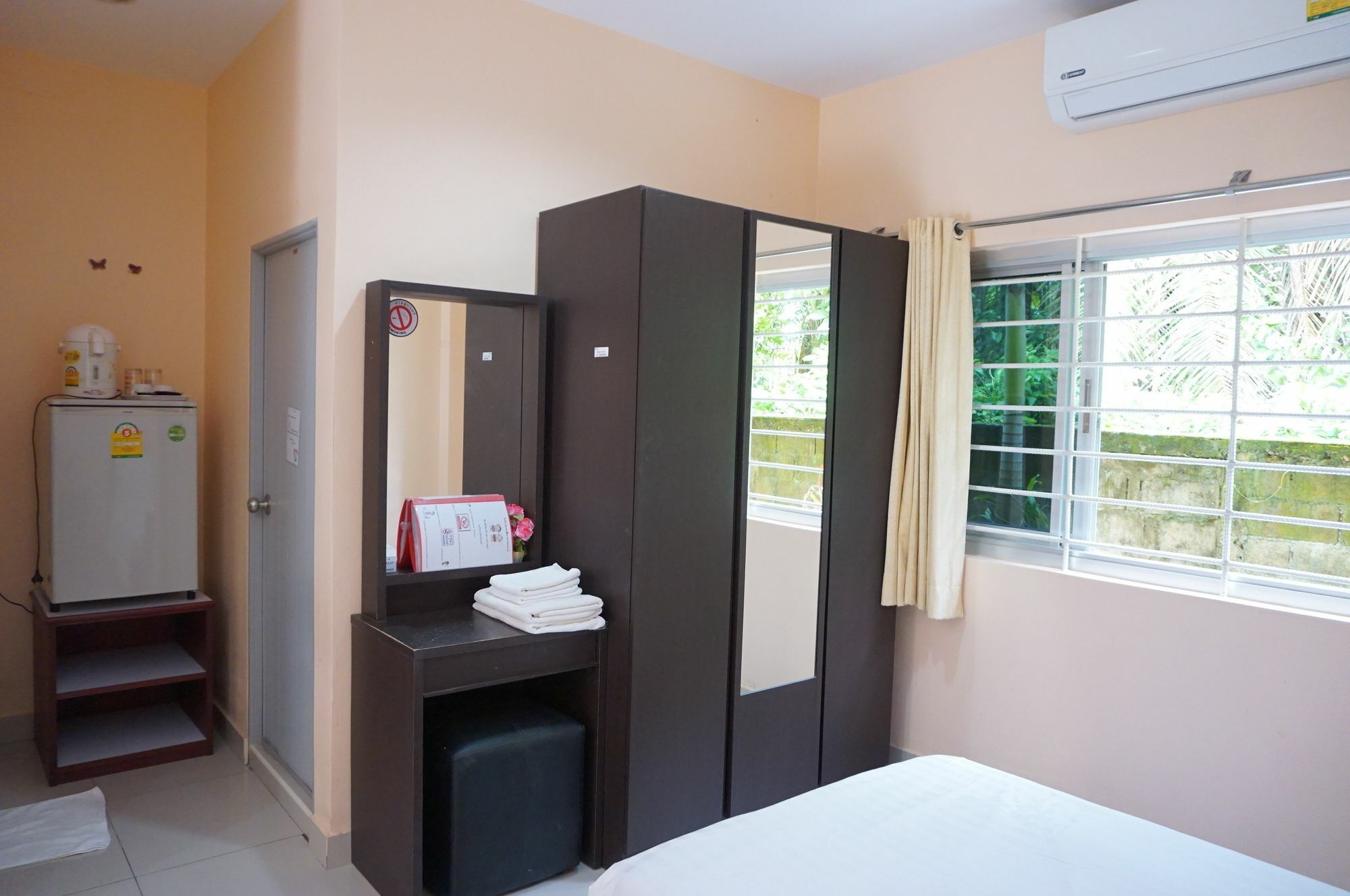 Jirasin Hotel & Apartment Ranong Kültér fotó